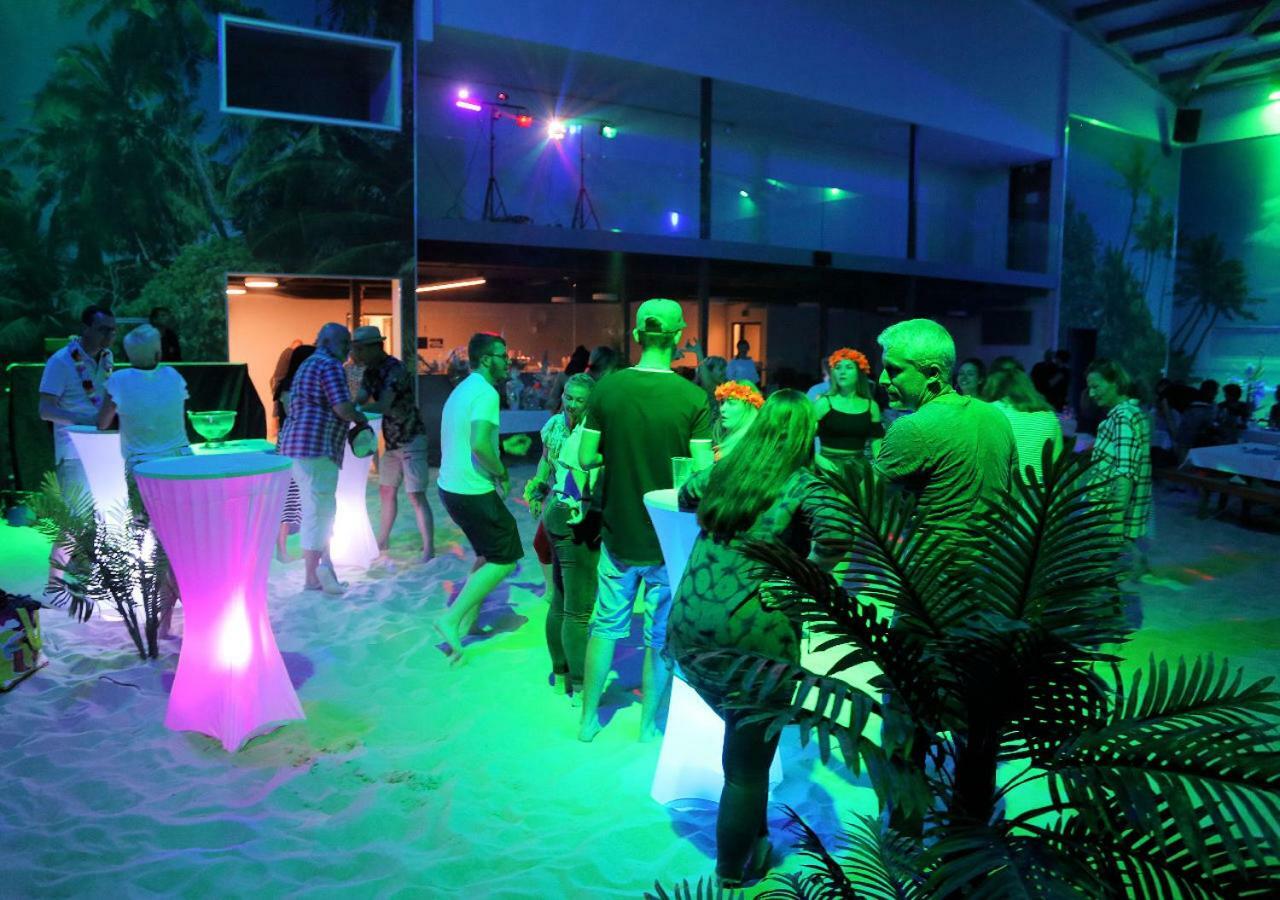 Beachin - Sport, Events, Hotel, Restaurant, Bar Ins Exterior foto